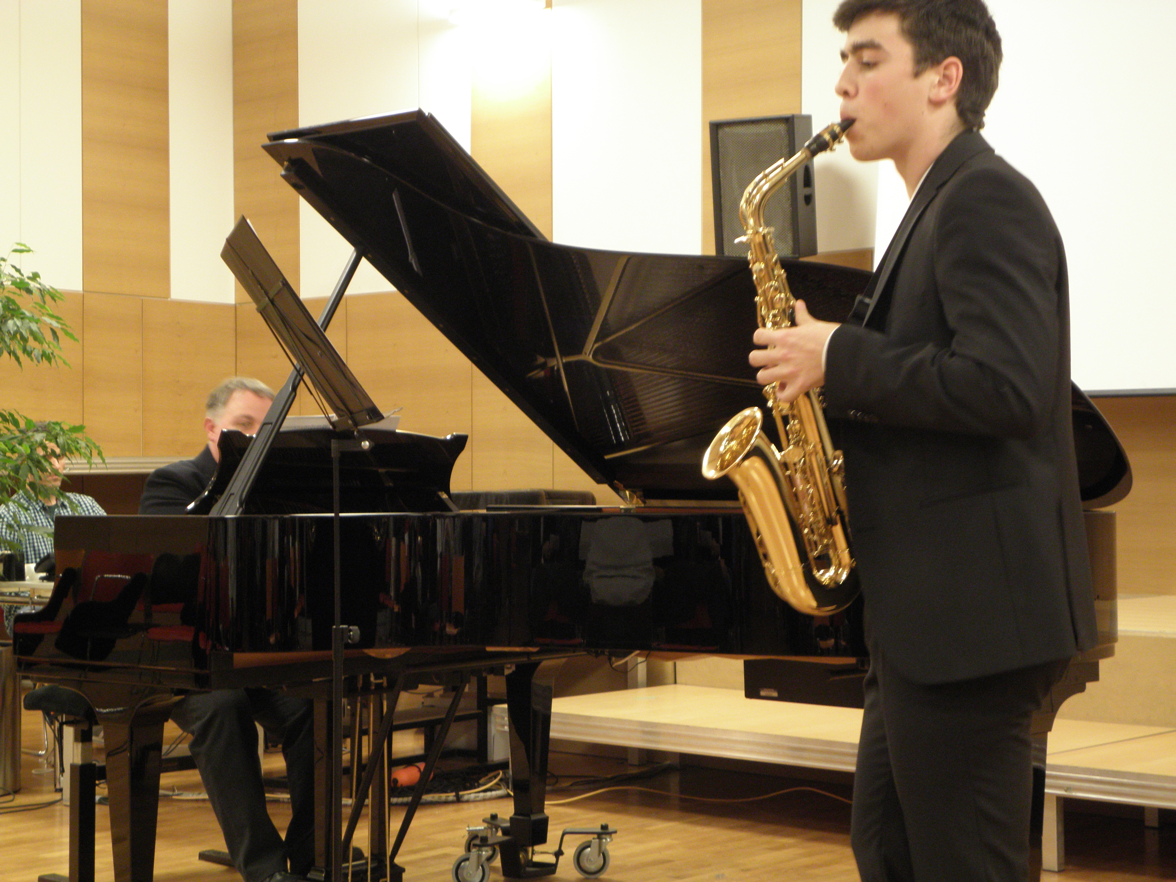 Klassisches, Sprachen- und Kunstgymnasium mit Landesschwerpunkt Musik 'Walther von der Vogelweide'
