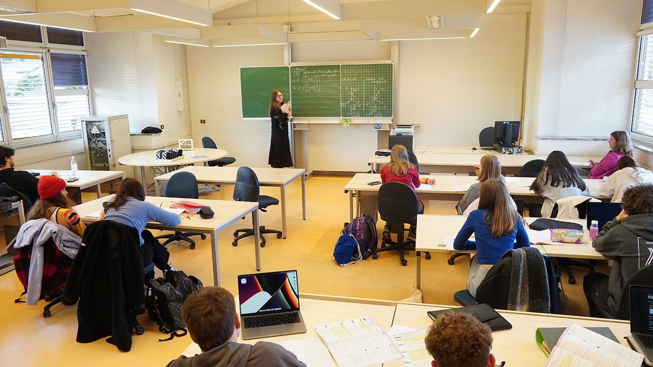 Fachoberschule für Wirtschaft, Grafik und Kommunikation 'Julius und Gilbert Durst'