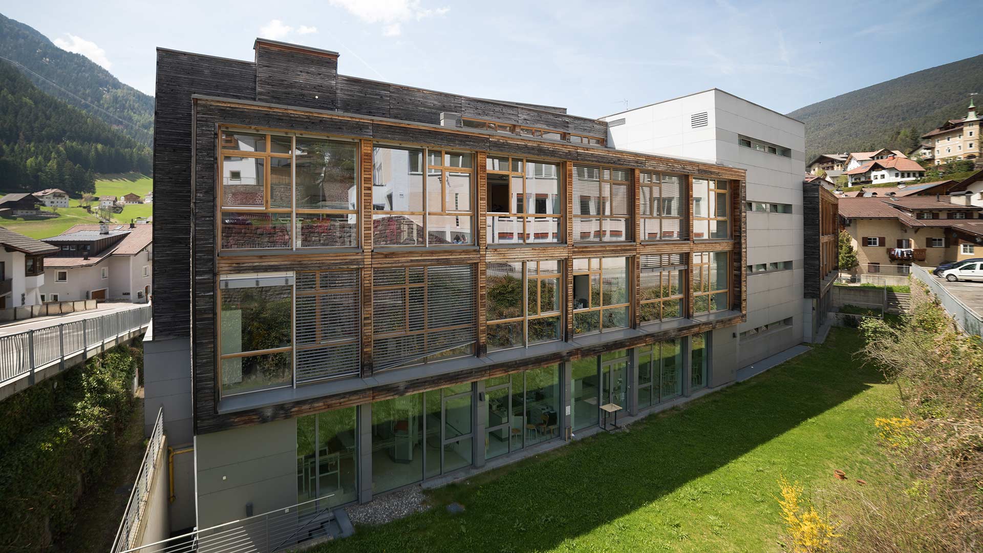 Wirtschaftsfachoberschule St. Ulrich Raetia