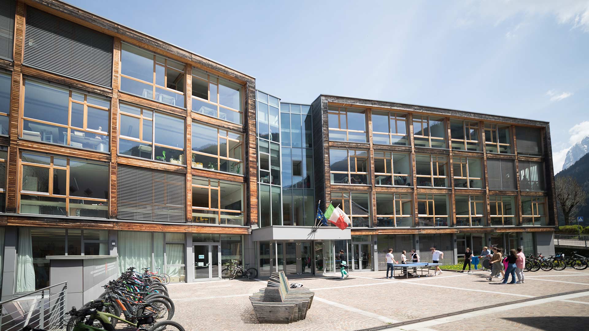 Wirtschaftsfachoberschule St. Ulrich Raetia