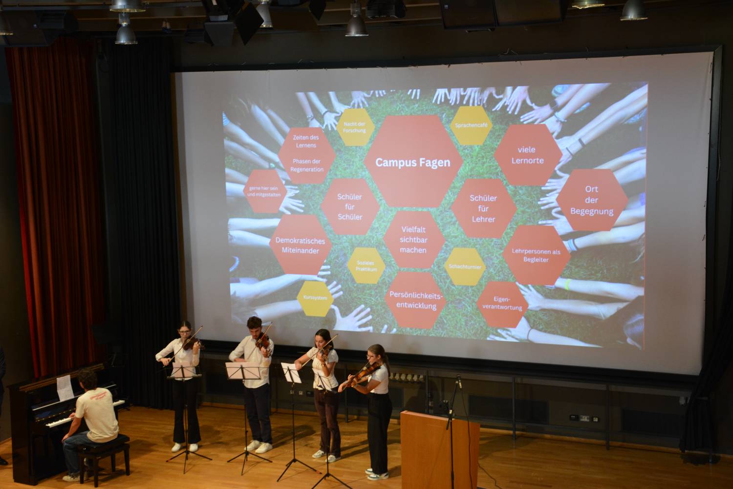 Realgymnasium Bozen und Fachoberschule für Bauwesen 'Peter Anich'