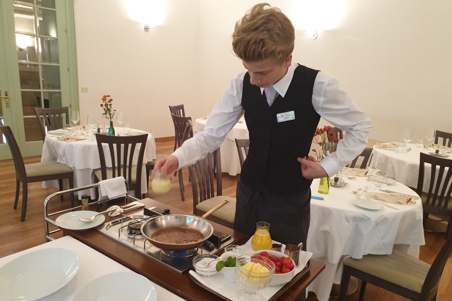 Landesberufsschule für das Gastgewerbe 'Savoy' Meran