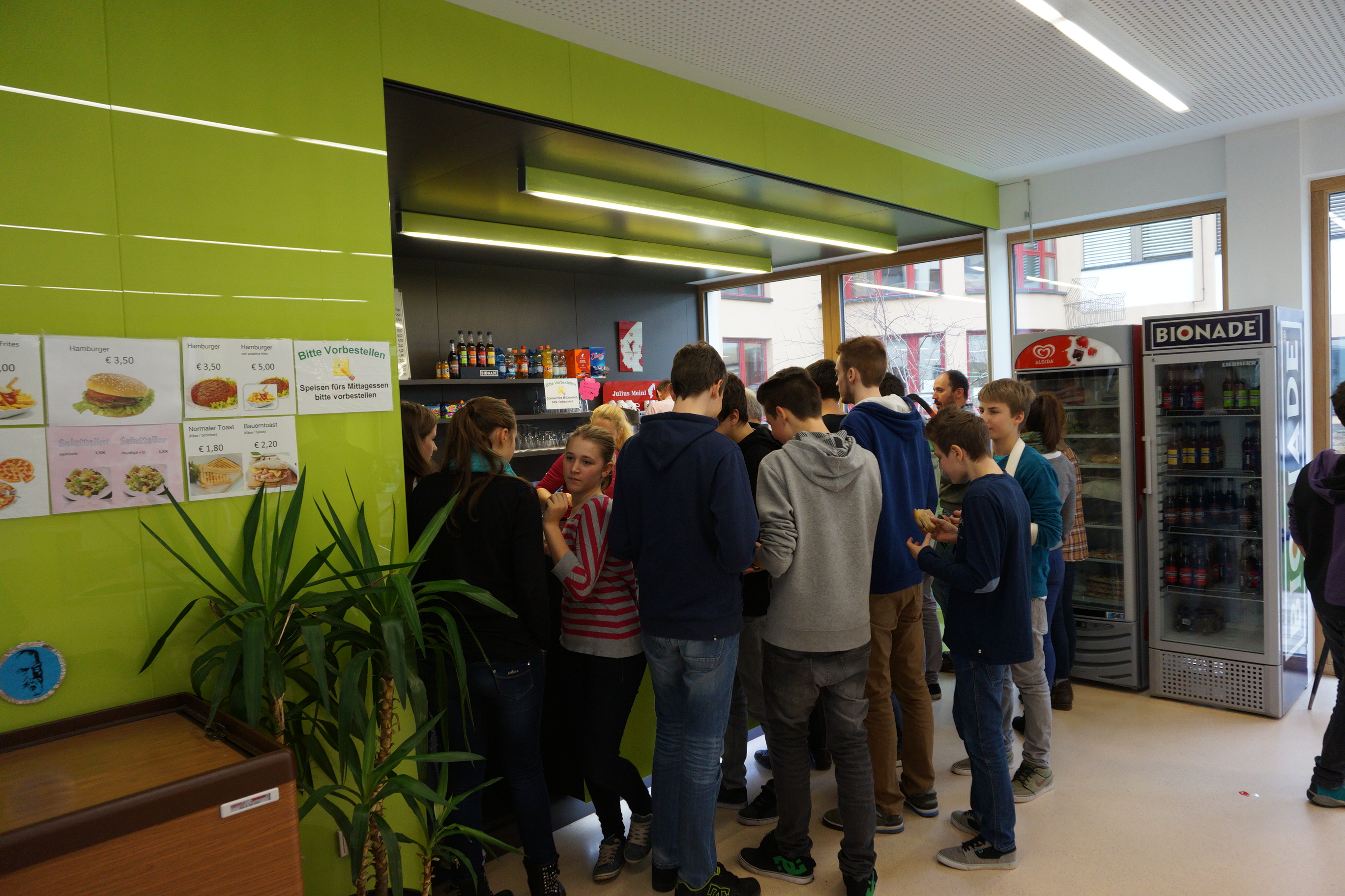 Realgymnasium 'A. Einstein' & Technologische Fachoberschule 'O. v. Miller' Meran